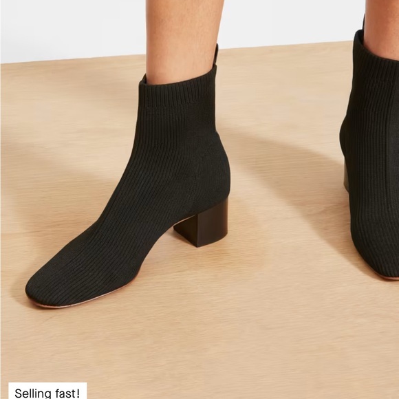 Everlane The Glove Boot, size 6.5, black, great condition, only worn twice - Picture 5 of 6